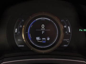 Lexus RC